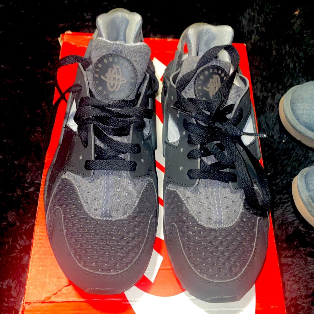Nike huaraches